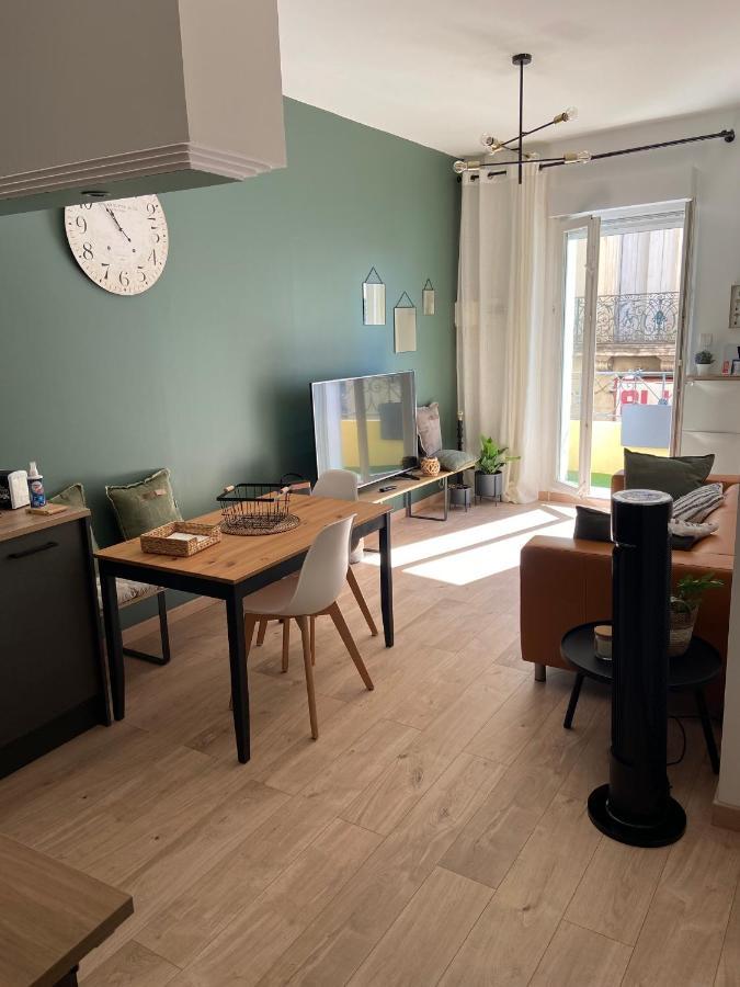 Appartement Cosy Plein Centre De Sete Luaran gambar